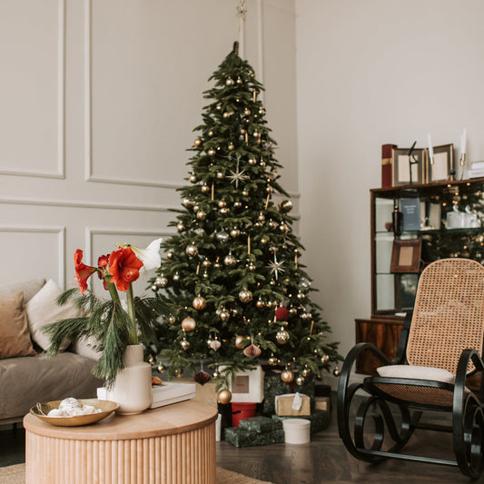 Stay Warm and Stylish with IKAZZ's Puffer Coat with Hood: A Must-Have Winter Essential