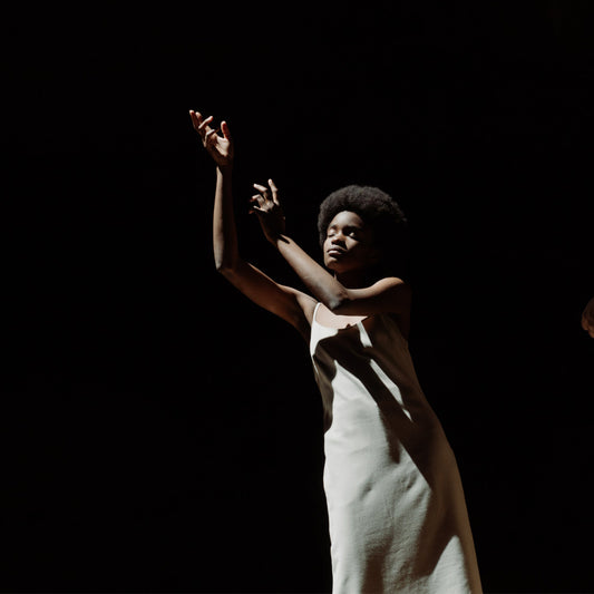 The Versatile IKAZZ Puffer Jacket for Women: Lightweight, Portable, and Fashionable