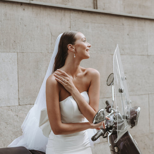 IKAZZ Naya Women's Puffer Jacket with Hood: Exceptional Warmth and Comfort