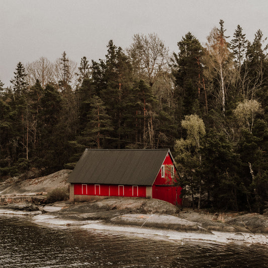 Stay Warm and Stylish with IKAZZ's Elastic Waist Short Puffer Jacket