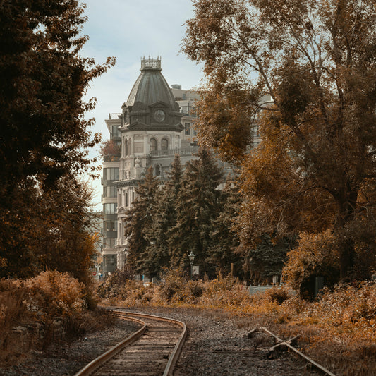 IKAZZ's Packable Lightweight Puffer Jacket for Women: Ethical and Eco-Friendly Fashion with Animal-Friendly Design