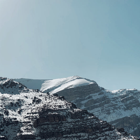 IKAZZ Lightweight Puffer Jacket for Women: Sleek Design and Packability