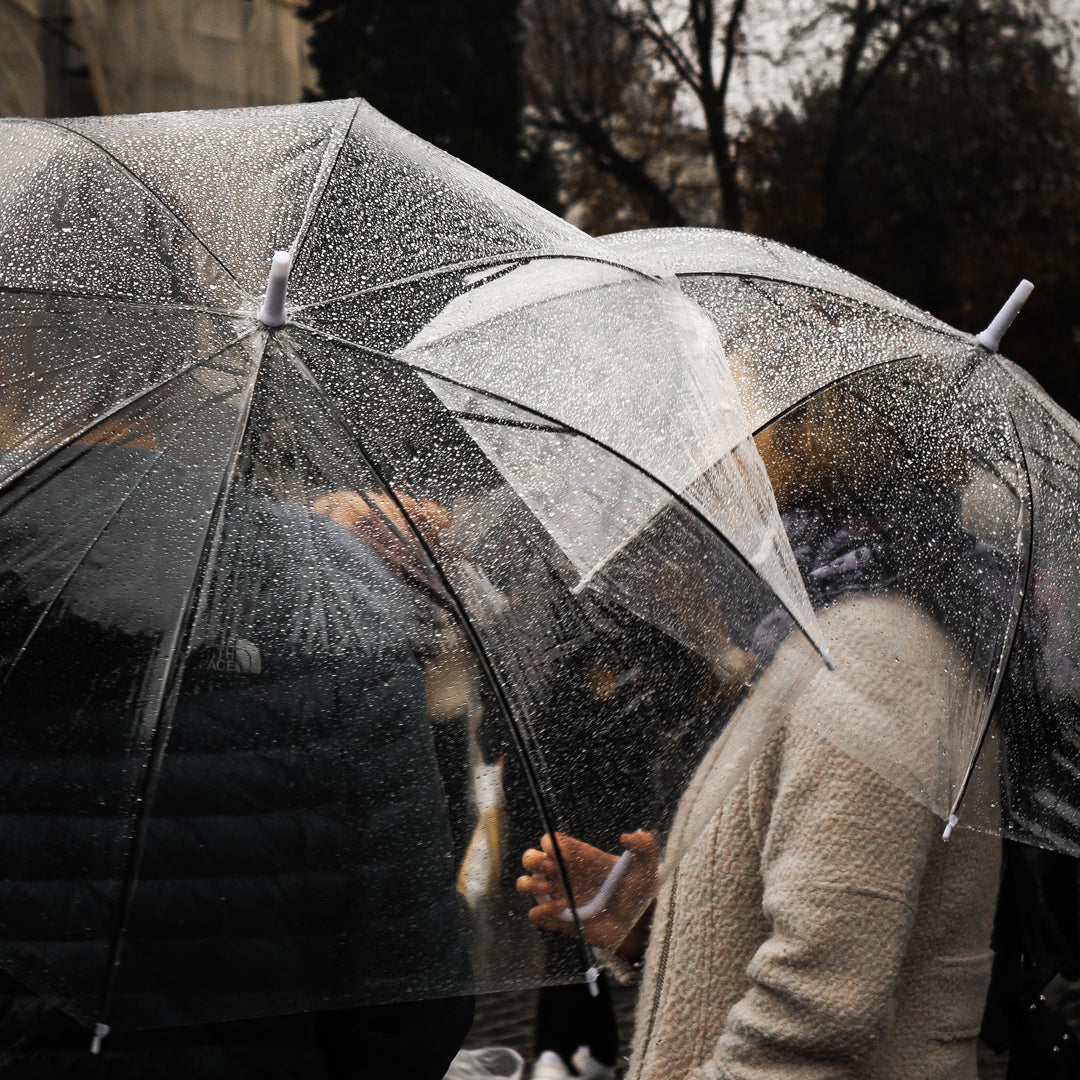 Why IKAZZ's Puffer Jacket with Hood is a Must-Have for Winter